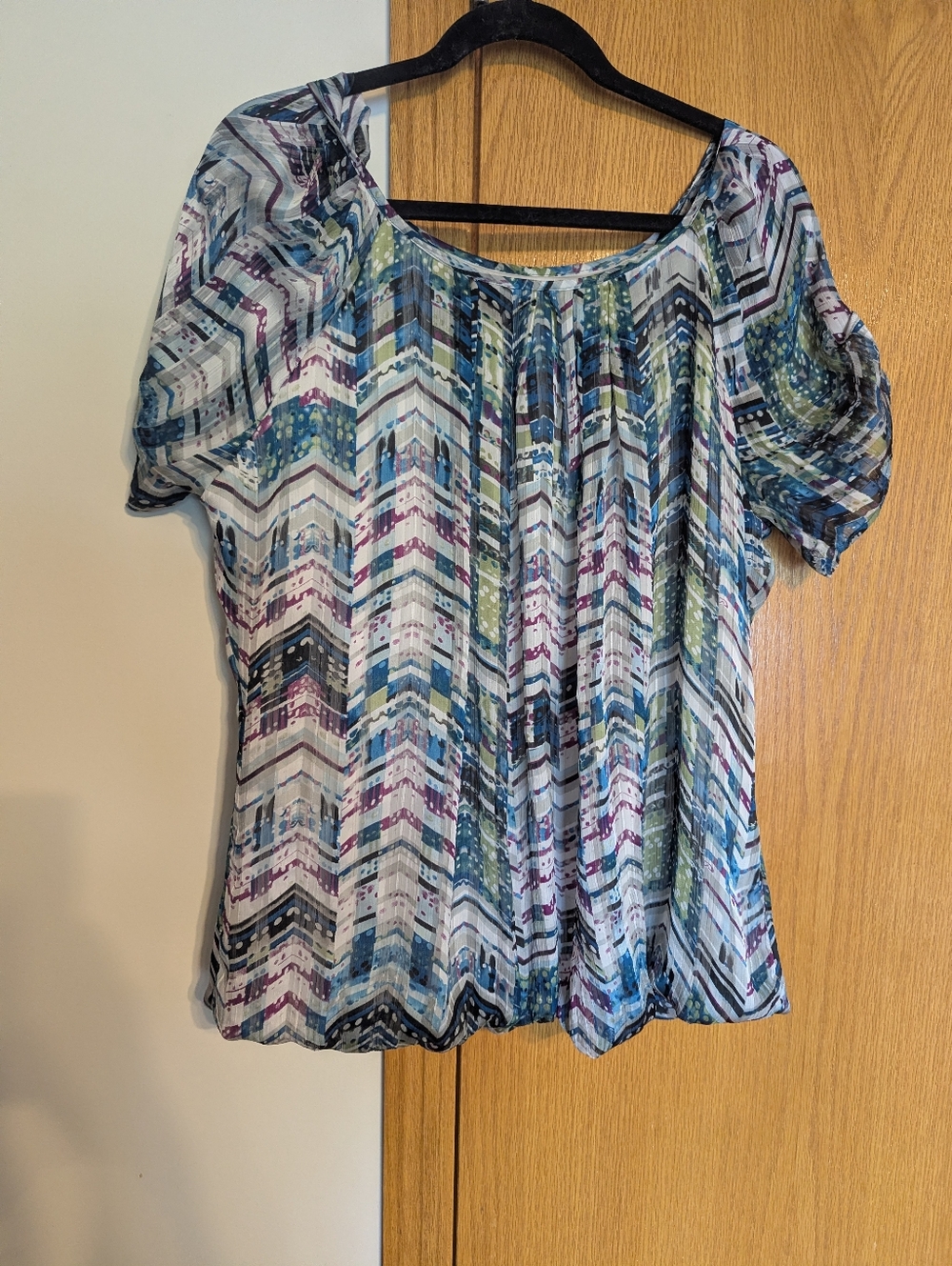 Roz & Ali Short Sleeve Chevron Print Top in Blue, Green, Purple